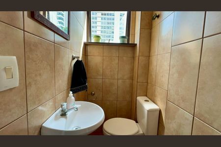 Apartamento para alugar com 81m², 2 quartos e sem vagaLavabo