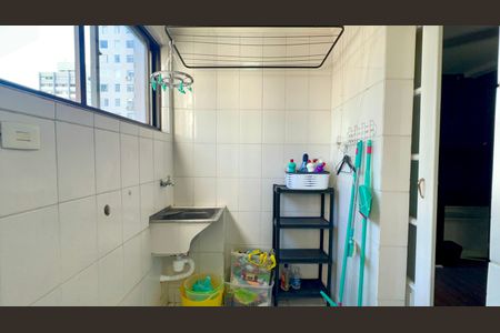 Apartamento à venda com 81m², 2 quartos e sem vaga Apartamento à venda com 81m², 2 quartos e sem vagaÁrea de Serviço