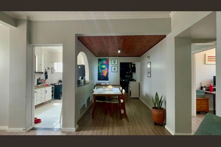 Apartamento para alugar com 81m², 2 quartos e sem vagaSala de TV