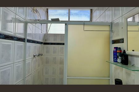 Apartamento para alugar com 81m², 2 quartos e sem vagaBanheiro