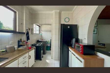 Apartamento para alugar com 81m², 2 quartos e sem vagaCozinha