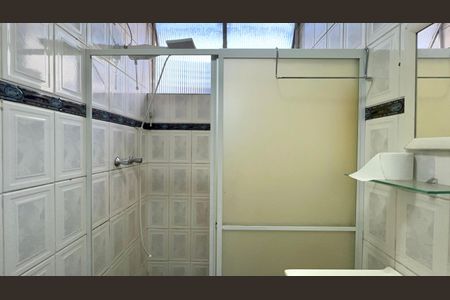 Apartamento à venda com 81m², 2 quartos e sem vaga Apartamento à venda com 81m², 2 quartos e sem vagaBanheiro