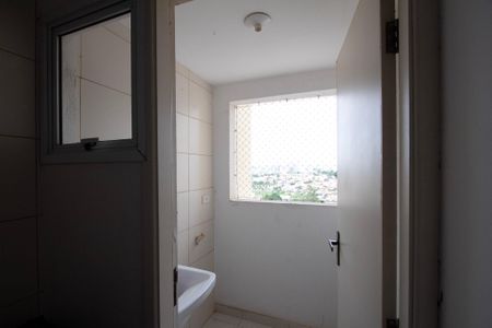Apartamento para alugar com 67m², 2 quartos e 1 vagaÁrea de Serviço