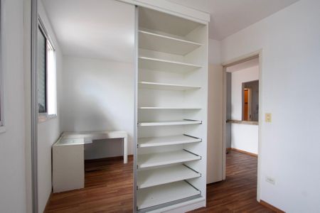 Apartamento para alugar com 67m², 2 quartos e 1 vagaQuarto 1