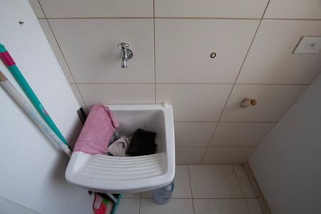 Apartamento para alugar com 67m², 2 quartos e 1 vagaÁrea de Serviço