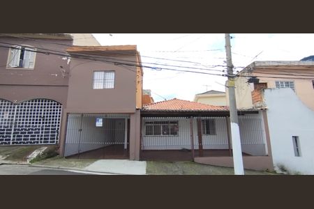 Casa para alugar com 140m², 4 quartos e 2 vagasFachada 