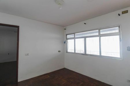Casa para alugar com 140m², 4 quartos e 2 vagasSala
