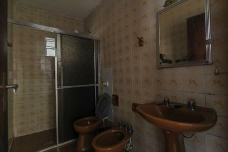 Casa para alugar com 140m², 4 quartos e 2 vagasBanheiro 2