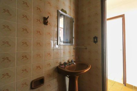 Casa para alugar com 140m², 4 quartos e 2 vagasBanheiro 2