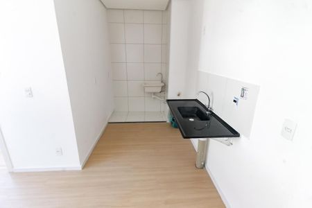 Apartamento para alugar com 35m², 2 quartos e sem vaga Apartamento para alugar com 35m², 2 quartos e sem vagaCozinha e Área de Serviço