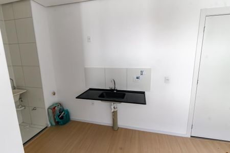 Apartamento para alugar com 35m², 2 quartos e sem vaga Apartamento para alugar com 35m², 2 quartos e sem vagaCozinha e Área de Serviço