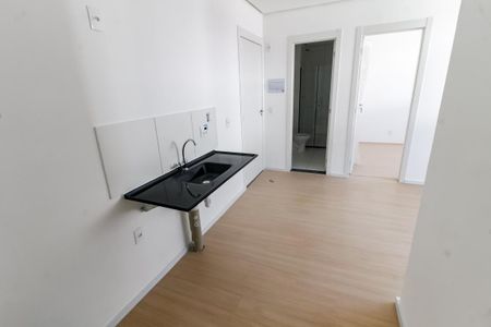 Apartamento para alugar com 35m², 2 quartos e sem vaga Apartamento para alugar com 35m², 2 quartos e sem vagaCozinha e Área de Serviço