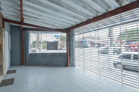 Casa à venda com 217m², 3 quartos e 1 vaga Casa à venda com 217m², 3 quartos e 1 vagaGaragem