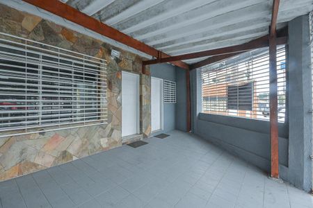 Casa à venda com 217m², 3 quartos e 1 vaga Casa à venda com 217m², 3 quartos e 1 vagaGaragem