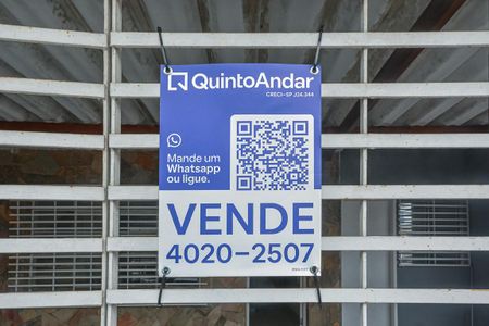 Casa à venda com 217m², 3 quartos e 1 vaga Casa à venda com 217m², 3 quartos e 1 vagaFachada