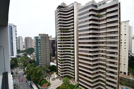 Quarto - Sacada Vista de kitnet/studio para alugar com 1 quarto, 40m² em Cambuí, Campinas