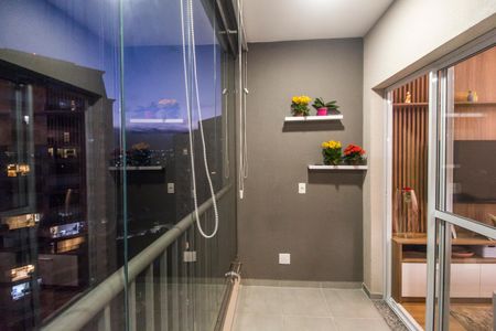 Apartamento à venda com 52m², 2 quartos e 2 vagasVaranda