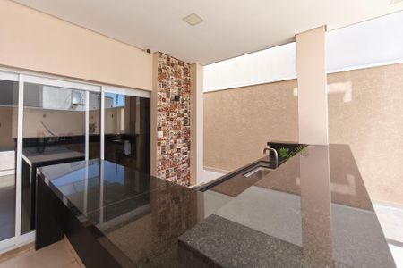 Casa à venda com 221m², 3 quartos e 4 vagasÁrea gourmet