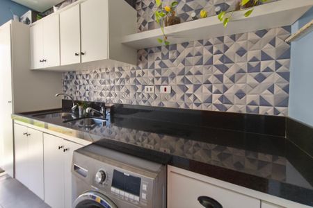 Casa à venda com 221m², 3 quartos e 4 vagasÁrea de Serviço