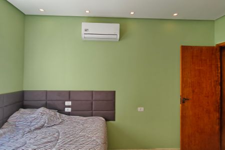 Casa à venda com 221m², 3 quartos e 4 vagasQuarto 2