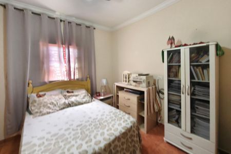 Casa à venda com 233m², 3 quartos e 3 vagasQuarto 2