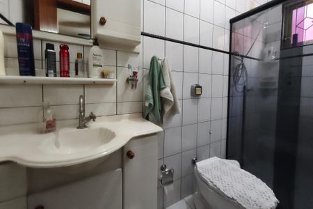 Casa à venda com 233m², 3 quartos e 3 vagasBanheiro Suíte