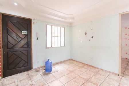 Sala de apartamento à venda com 2 quartos, 44m² em Itaquera, São Paulo
