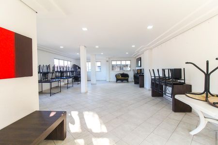 Apartamento para alugar com 48m², 2 quartos e 1 vaga Apartamento para alugar com 48m², 2 quartos e 1 vagaÁrea comum - Salão de festas