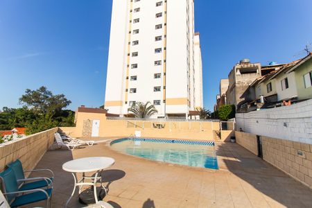 Apartamento para alugar com 48m², 2 quartos e 1 vaga Apartamento para alugar com 48m², 2 quartos e 1 vagaÁrea comum - Piscina