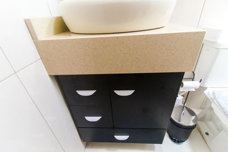 Apartamento para alugar com 48m², 2 quartos e 1 vaga Apartamento para alugar com 48m², 2 quartos e 1 vagaBanheiro