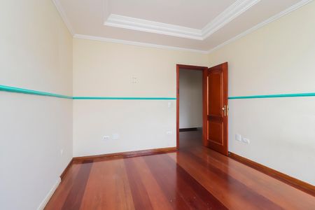 Casa à venda com 570m², 4 quartos e 10 vagasQuarto 2