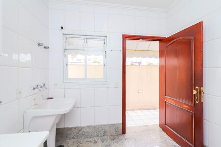 Casa à venda com 570m², 4 quartos e 10 vagasÁrea de Serviço