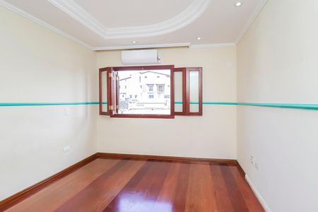 Casa à venda com 570m², 4 quartos e 10 vagasQuarto 2