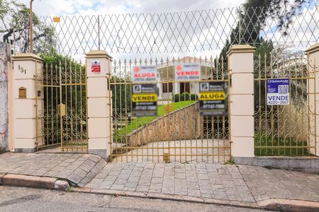 Casa à venda com 570m², 4 quartos e 10 vagasFachada