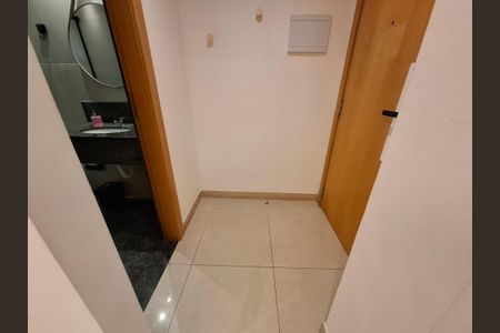 Hall de entrada  de apartamento para alugar com 1 quarto, 23m² em Centro, Rio de Janeiro