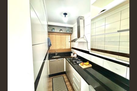 Apartamento à venda com 87m², 2 quartos e 1 vagaCozinha