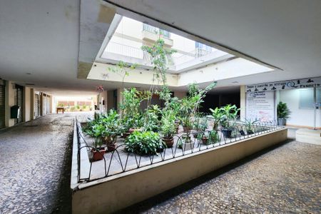 Apartamento para alugar com 74m², 2 quartos e 1 vaga Apartamento para alugar com 74m², 2 quartos e 1 vagaÁrea Comum