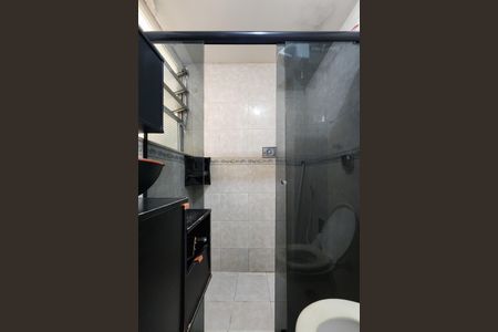 Apartamento para alugar com 74m², 2 quartos e 1 vaga Apartamento para alugar com 74m², 2 quartos e 1 vagaBanheiro