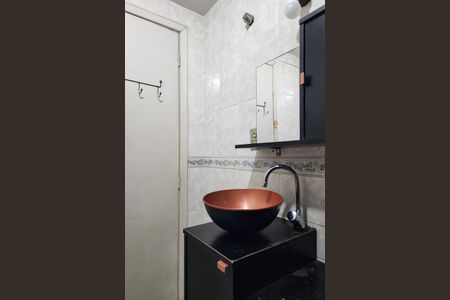 Apartamento para alugar com 74m², 2 quartos e 1 vaga Apartamento para alugar com 74m², 2 quartos e 1 vagaBanheiro