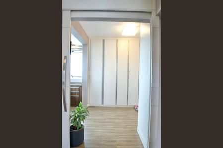 Apartamento à venda com 90m², 2 quartos e 2 vagas Apartamento à venda com 90m², 2 quartos e 2 vagasCloset da suíte 1