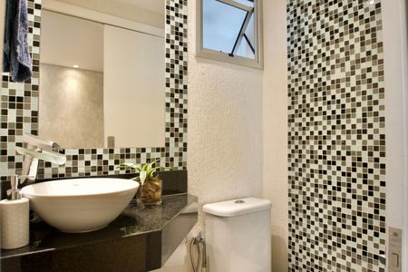 Apartamento à venda com 90m², 2 quartos e 2 vagas Apartamento à venda com 90m², 2 quartos e 2 vagasBanheiro Social