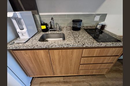 Studio à venda com 27m², 1 quarto e sem vaga Studio à venda com 27m², 1 quarto e sem vagaStudio