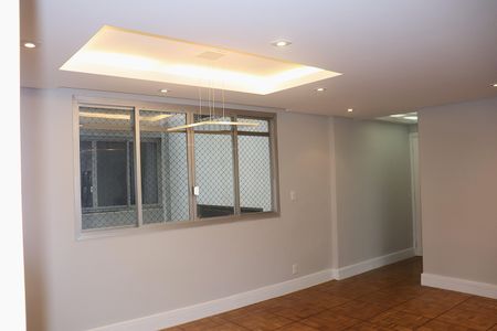 Apartamento para alugar com 118m², 3 quartos e 1 vagaSala