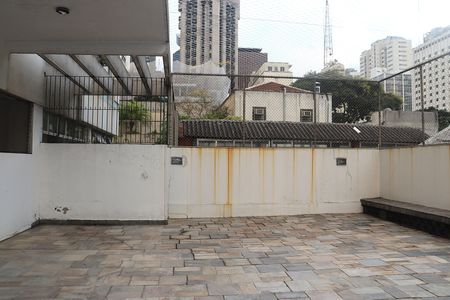 Apartamento para alugar com 118m², 3 quartos e 1 vagaQuadra