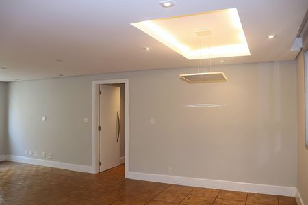 Apartamento para alugar com 118m², 3 quartos e 1 vagaSala