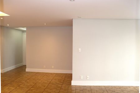 Apartamento para alugar com 118m², 3 quartos e 1 vagaSala