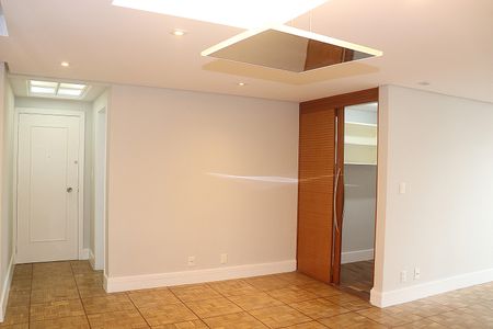 Apartamento para alugar com 118m², 3 quartos e 1 vagaSala