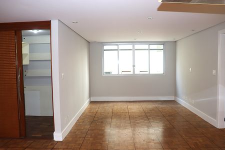 Apartamento para alugar com 118m², 3 quartos e 1 vagaSala