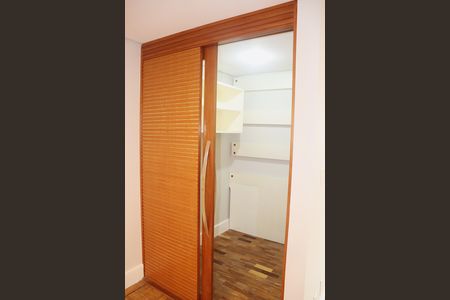 Apartamento para alugar com 118m², 3 quartos e 1 vagaEscritório
