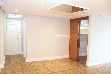 Apartamento para alugar com 118m², 3 quartos e 1 vagaSala